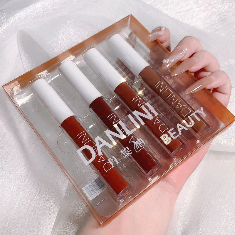 

4PCS/Set Cosmetics Velvet Matte Lip Gloss Waterproof Natural Moisturizing Easy To Wear Long Lasting Hydrating Makeup Lip Gloss