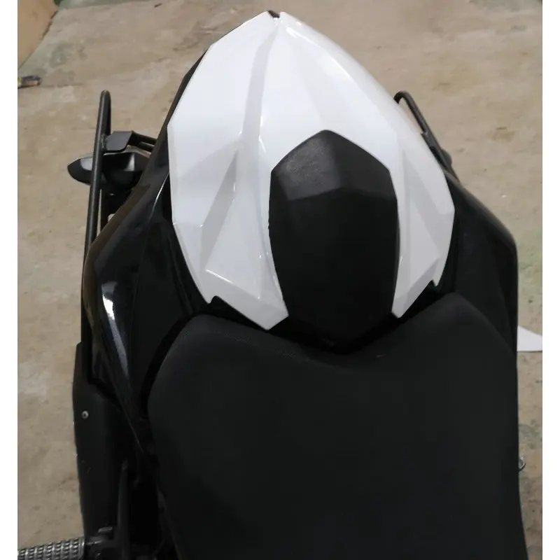 Задняя обтекаемая седушка для мотоцикла Kawasaki Z800 Z 800 2013 2014 2015 2016, чехол для пассажира чёрного, углеродного, зелёного и белого цветов.