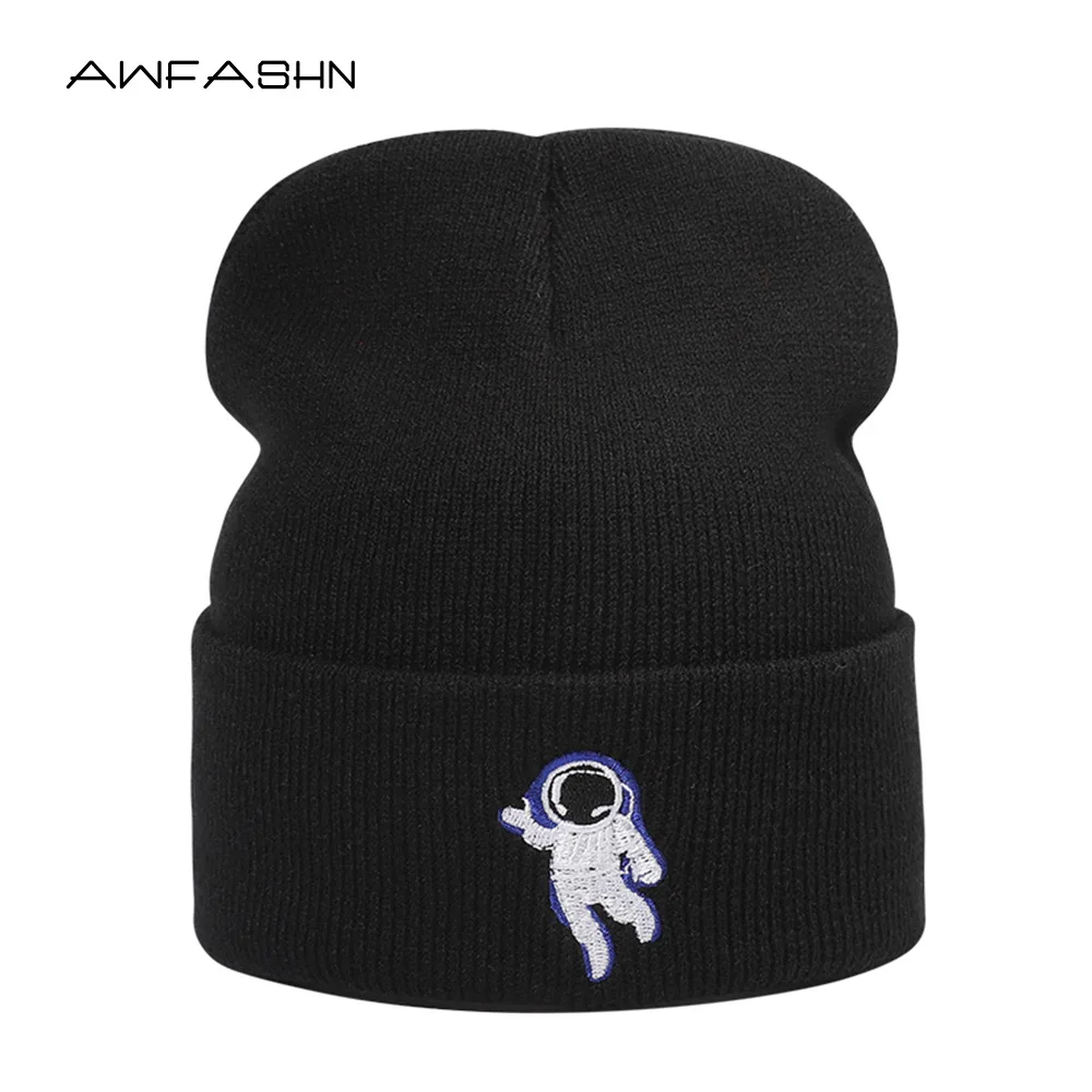 

2121 Autumn/Winter New Solid Color Knitted Hat Women's Cap Men's Cap Beanies Fashion Warm Cartoon Spaceman Embroidery