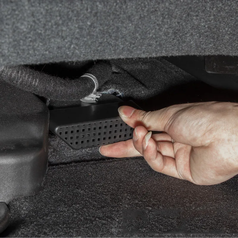 Защитный чехол для автомобильного напольного воздуховыпускного отверстия Mazda 3 BP