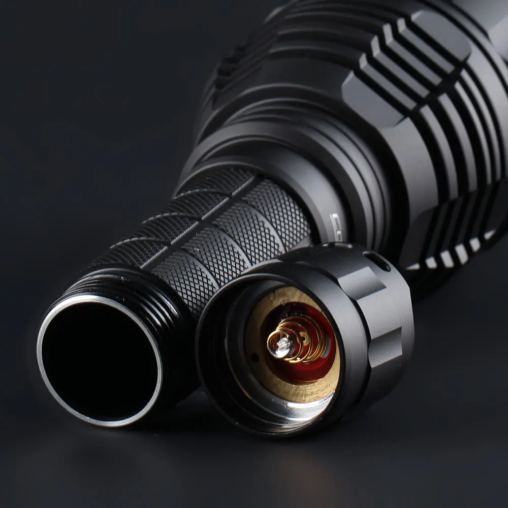 Precio Convoy-linterna Led L21A Con CREE XHP70.2, Iluminación Portátil, 21700 Linternas, 4300LM