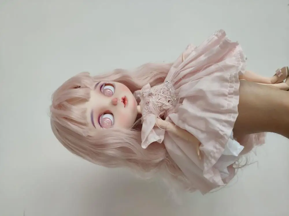 

Fans, cute dolls. Excluding clothes.