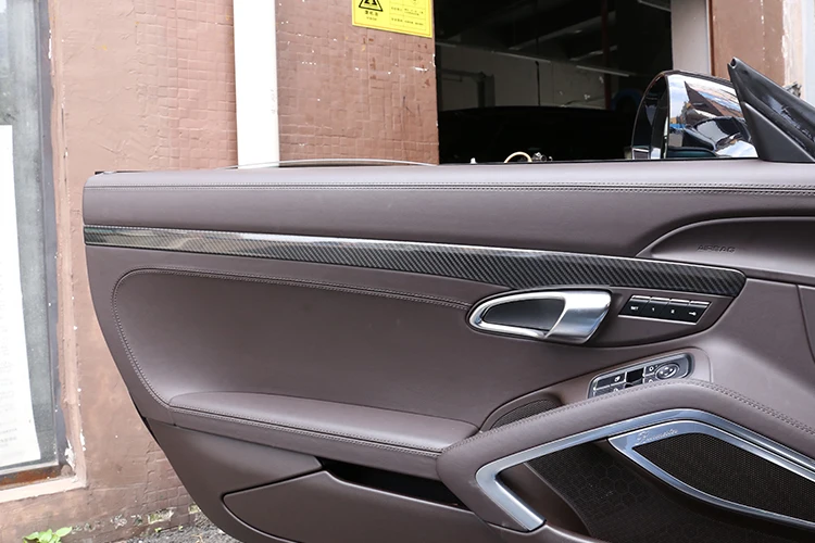 2 шт., настоящее углеродное волокно для Porsche 911 718 Cayman Boxster, декоративные полоски для внутренней отделки дверей автомобиля, 2013-, автомобильные аксессуары