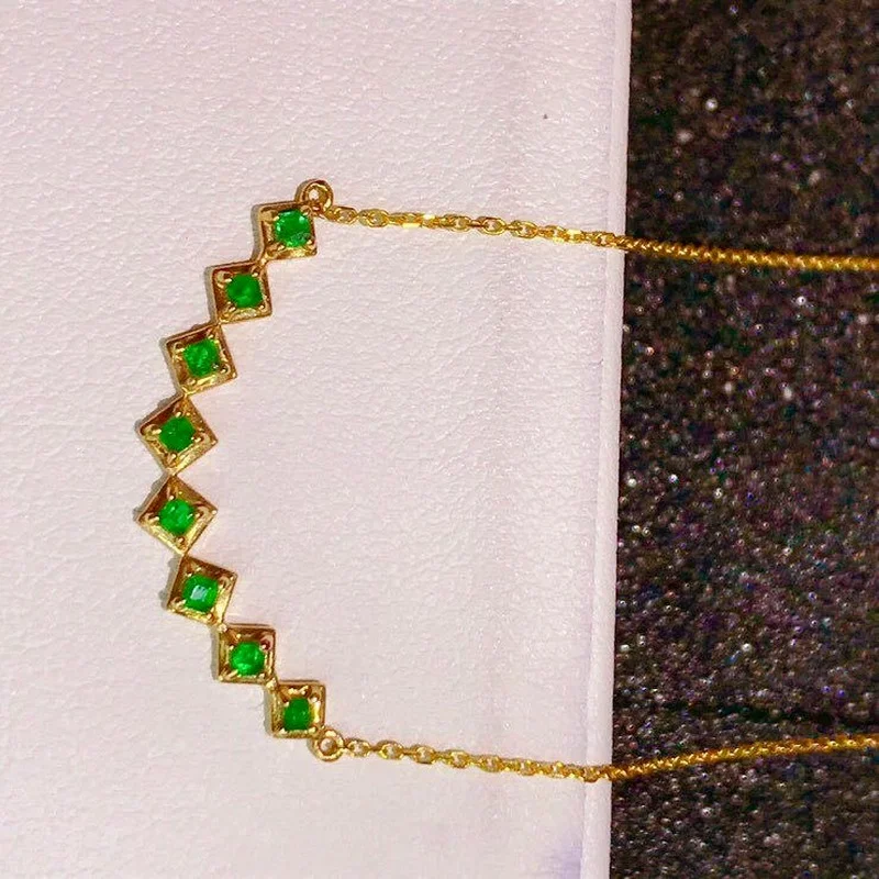 

Natural Emerald Necklace Customized 18K Gold Inlaid 0.5carat 8 Stones