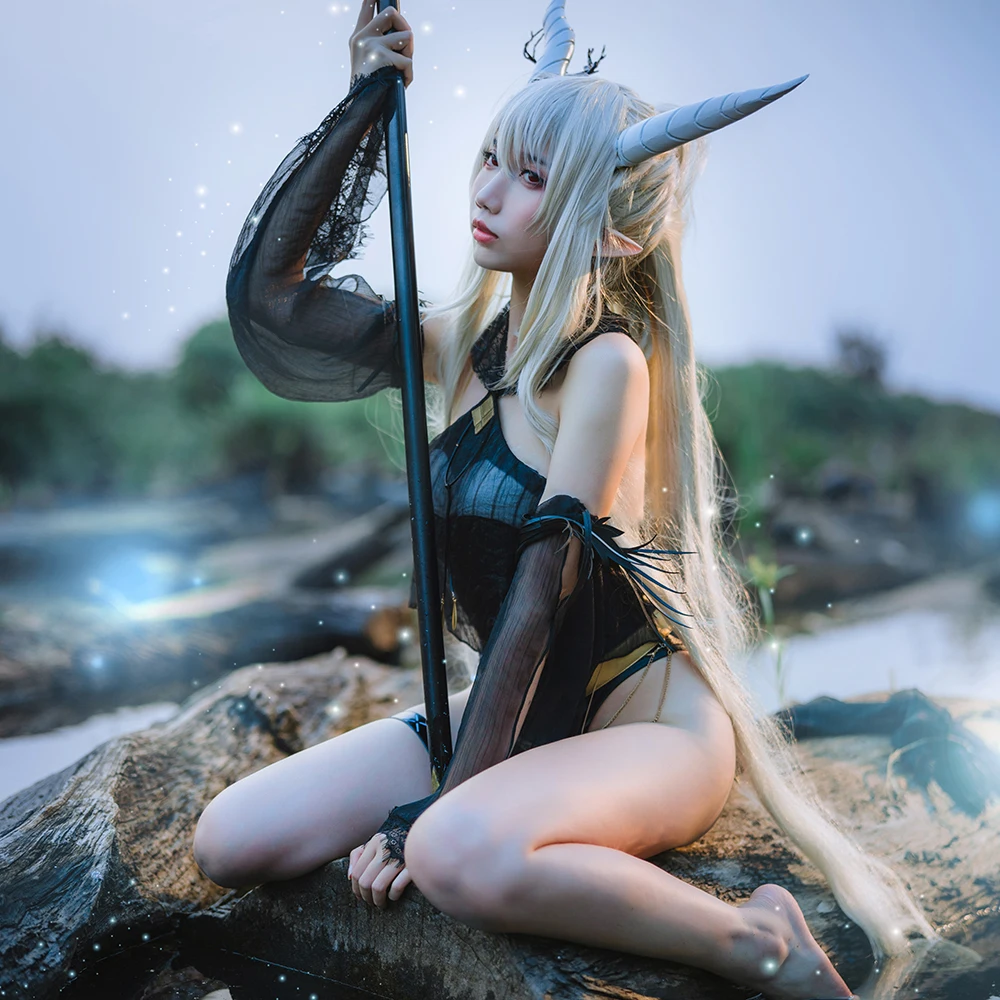 

Game Arknights MEDIC Shining Cosplay Costumes Coral Coast Quiet Midnight Woman Sexy Swimsuit Full Set