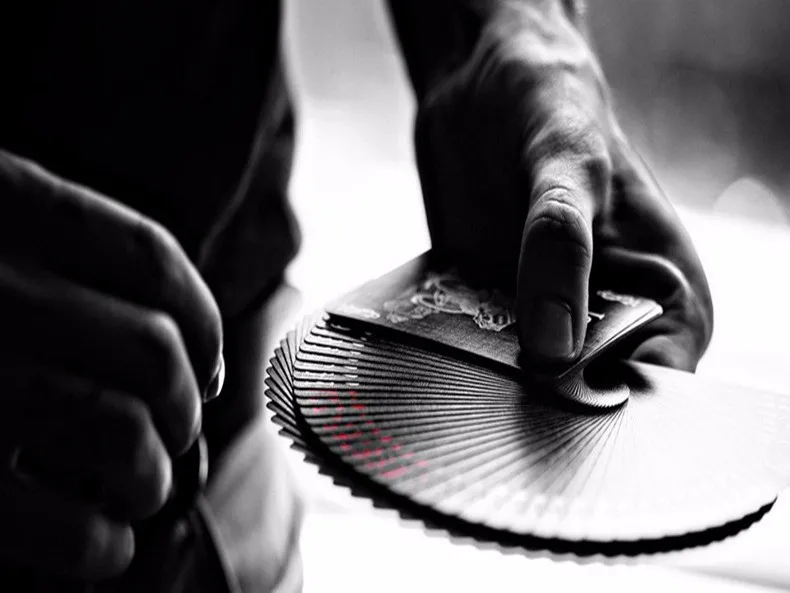 

Bicycle Black Tiger Ellusionist Playing Cards Magic CardsRegular Bicycle Deck Rider Back Card Magic Trick Magic Props