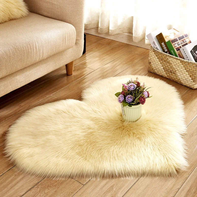 

Heart Shape Faux Sheepskin Fur Carpet Multi Colors Warm Hairy Wool Carpet Pad Long Skin Fur Plain Fluffy Area Rugs Washable D25