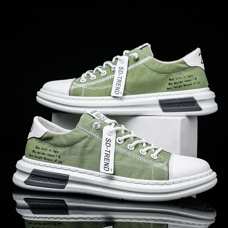 

Summer Men Breathable Canvas Shoes Pedal Lazy Shoes Quick Drying Flat Board Shoes Slip-On Sneakers Zapatillas Hombre