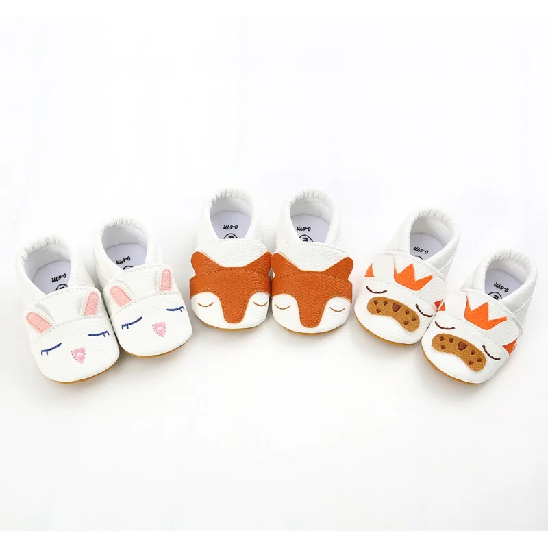 Повседневные кроссовки обувь для малышей на мягкой подошве первых шагов милая