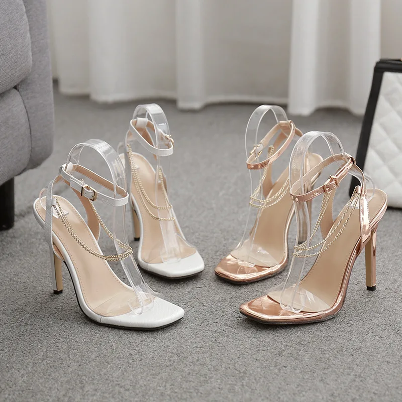 

Women's Shoes
