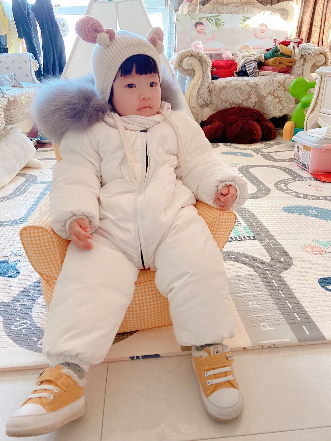 

Children's sofa pet nest cute little child baby seat baby photo small sofa Baby birthday gifts ins Internet celebrit commemorate