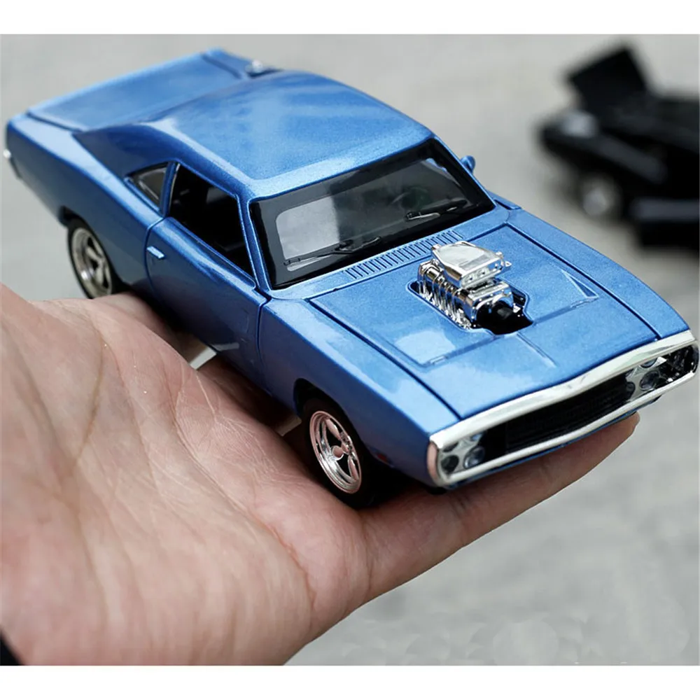 Модель машины Форсаж Dodge Charger модель литая из сплава с лошадьми автомобиля