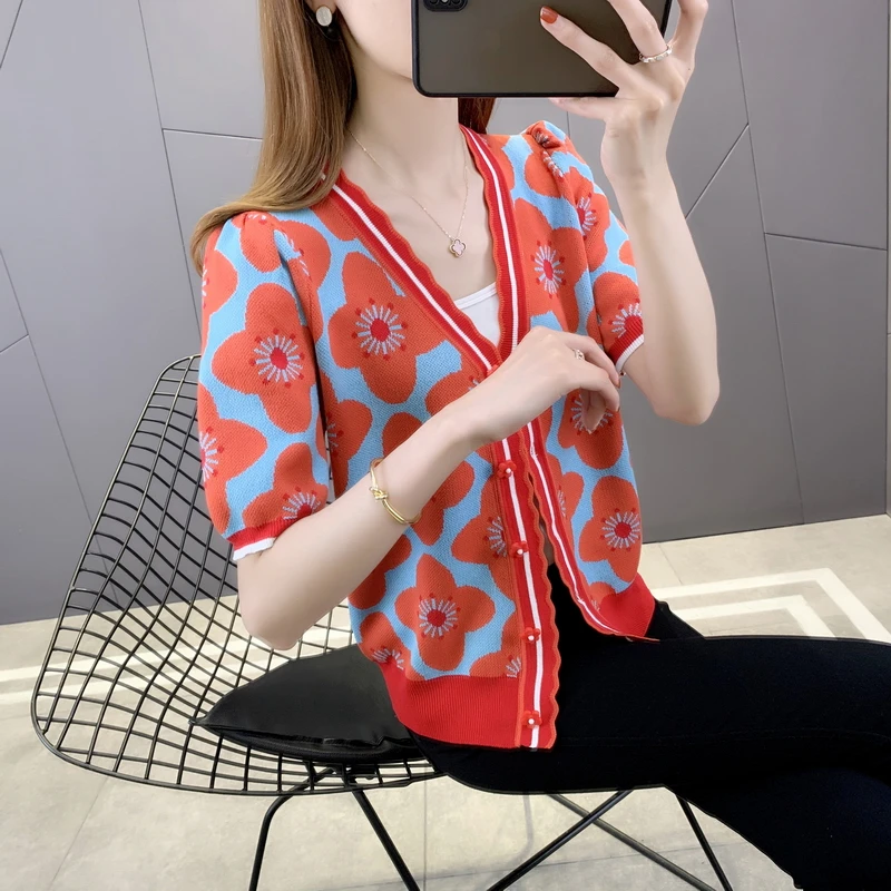 

№ 2 в 20338 [hall 9] вязаный кардиган с V-образным вырезом и короткими рукавами
