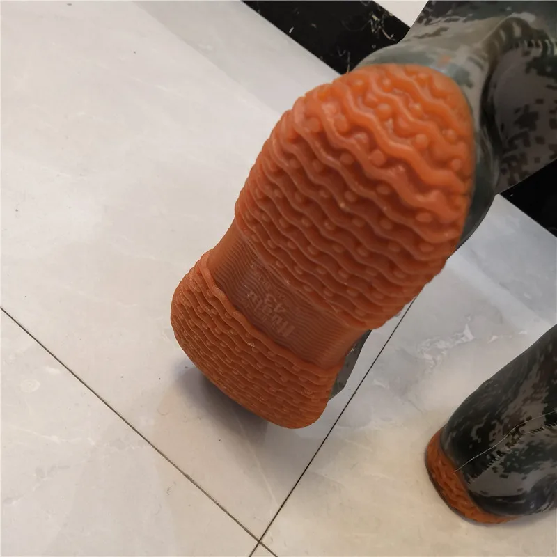 Сапоги камуфляжные для рыбалки цифровые Нескользящие водостойкие подходят