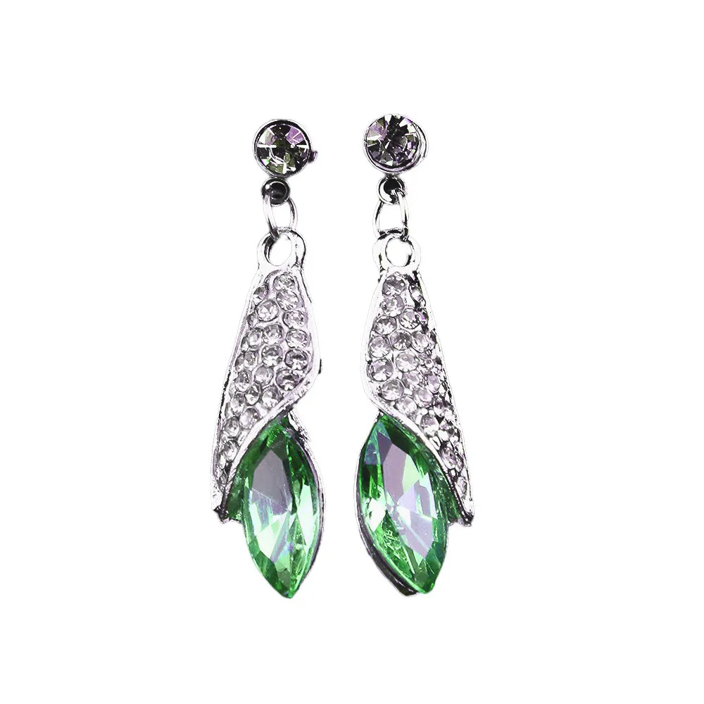 2017 последние трендовые стильные популярные статусные серьги в форме кристаллов