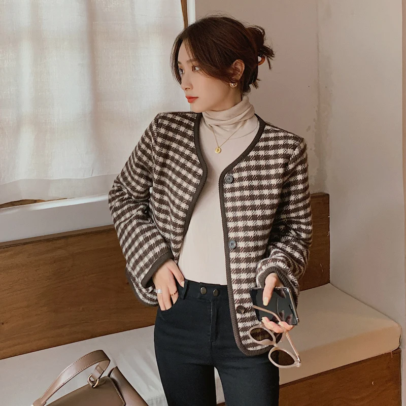 

Coats & Jackets