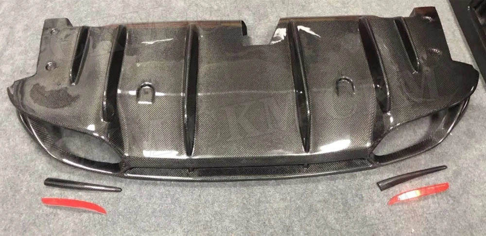 Углеродное волокно Материал диффузор губа на задний бампер для Alfa Romeo Giulia