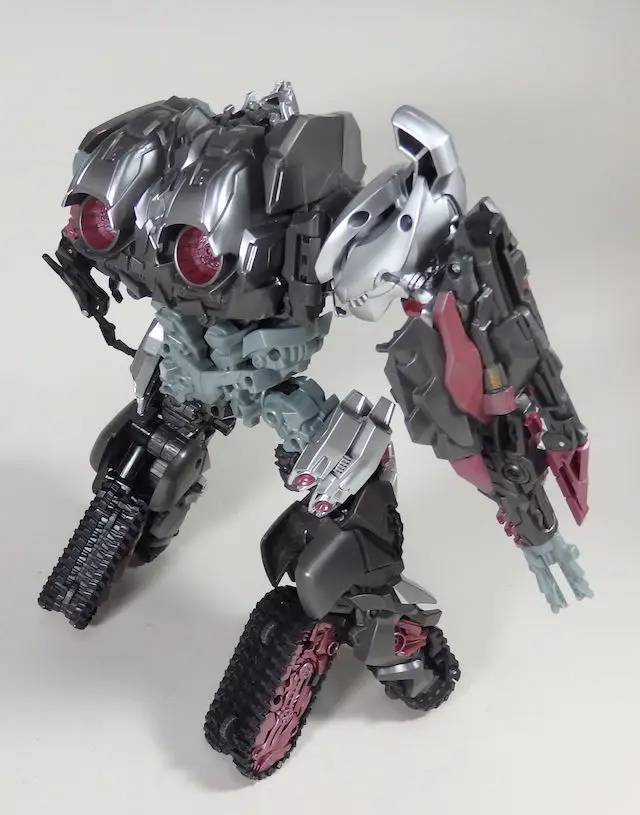 Экшн фигурка Takara Tomy Трансформеры лидер класса декаптиконы щероза Мегатрон