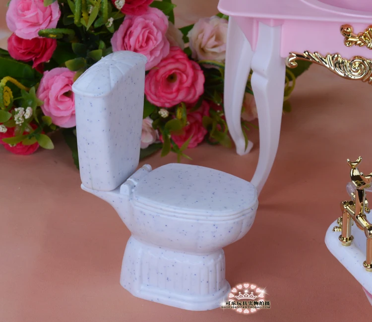 

Cute Furniture bathroom Play Set Bathtub + Dresser+ toilet suite case for barbie Doll 1/6 House Best Gift Toys for child