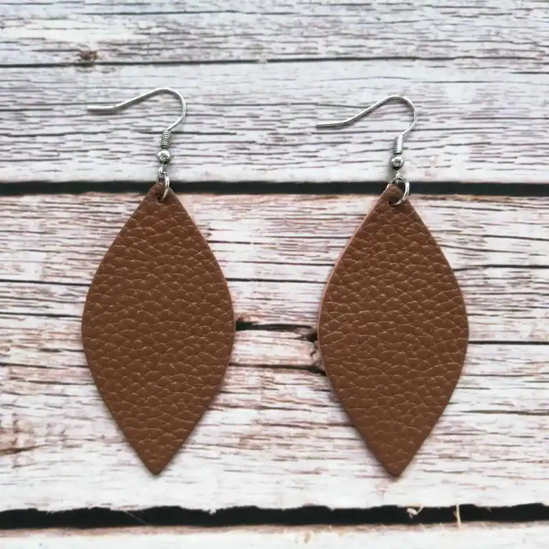 Новые Богемские форма листа Радуга из натуральной серьги кожи с леопардовым