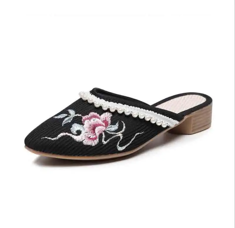 

Fashion White Black Slippers Women Chinese Ancient Embroidery Hanfu Flat Shoes Summer Hanfu Shoes Pointed Slippers For Women