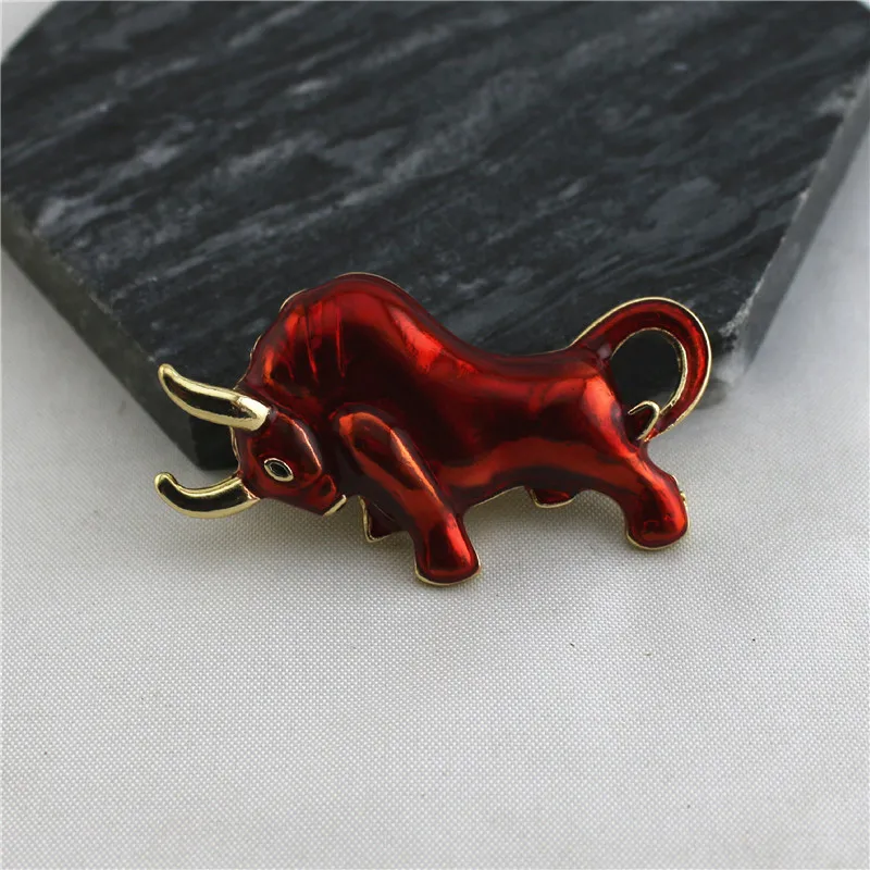 New Year of the Ox Retro enamel fashion bull brooch Alloy creative Zodiac broochs | Украшения и аксессуары