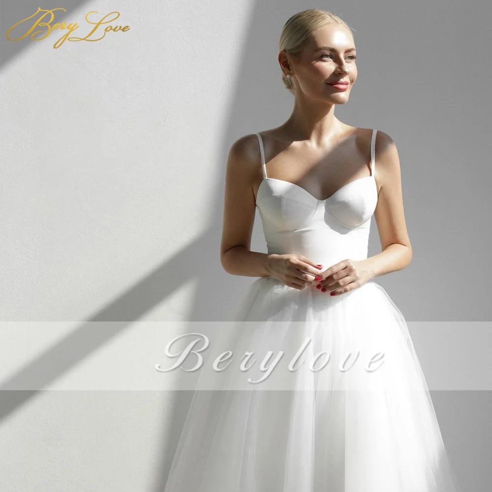 

White A line Tulle Puffy Evening Dress Spaghetti Strap Sweetheart Tea Length homecoming dresses Elegant Tulle vestido de festa