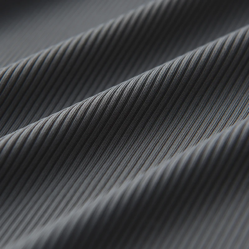 

Grey Mens T-shirts Luxury Adhesive Pressing Short Sleeve Men T-shirt Summer Fashion Casual Slim Fit T-shirts Man 4XL