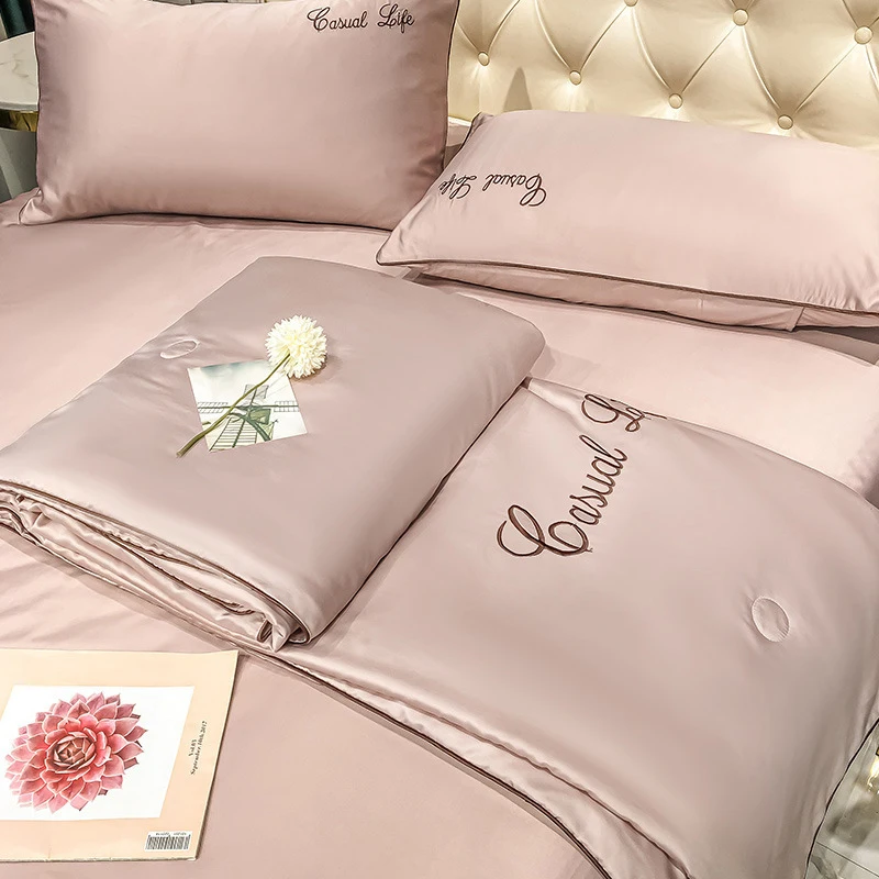 

Pink Comforter Queen Silk Like Satin Bedclothes Summer Reversible Quilt Sexy Luxury Soft Lightweight Bedding for Room Decor