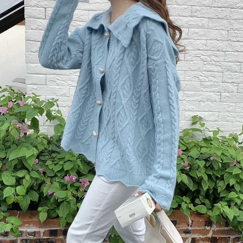 

Horn button sweater coat women's autumn and winter 2021 new loose lazy style outer wear cardigan thick sweater top