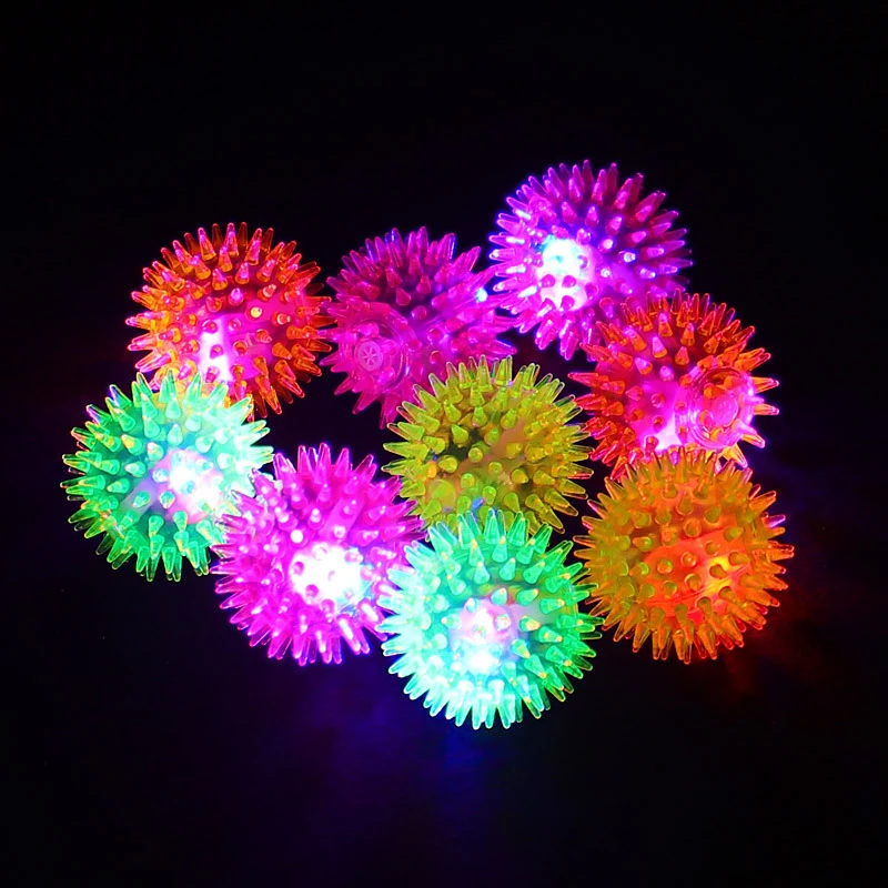 

Pets' Barbed Ball Massage Ball Sounding Flashing Elastic Band Whistle Massage Ball Glowing Barbed Bouncing Ball 1pc Random Color
