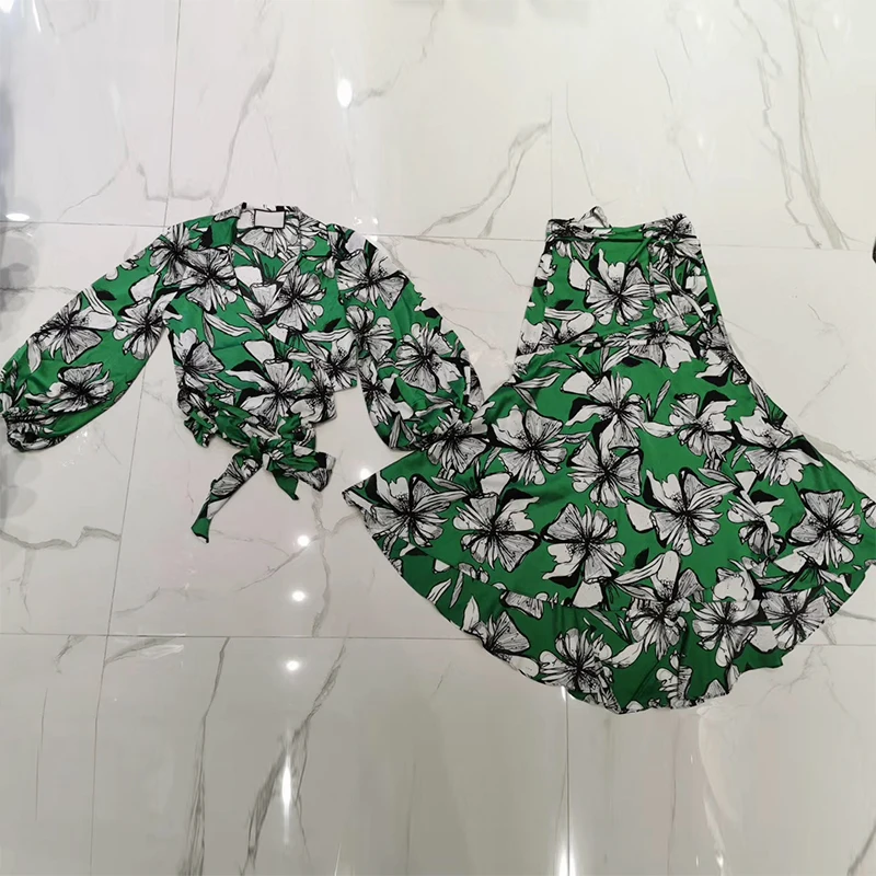 A * EXIS foreign trade original single high quality retro holiday wrap printed v-neck top + skirt seaside sexy | Женская одежда