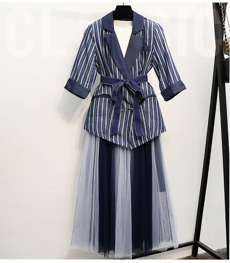 Подиумные модные весенние женские двубортные блейзеры цвета хаки в полоску с