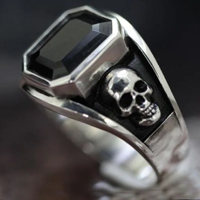 

Personality Punk Skeleton Ring Fashion Men Inlay Black Semi Precious Stone Silver Color Ring Trend Men Motorcycle Party Jewelry