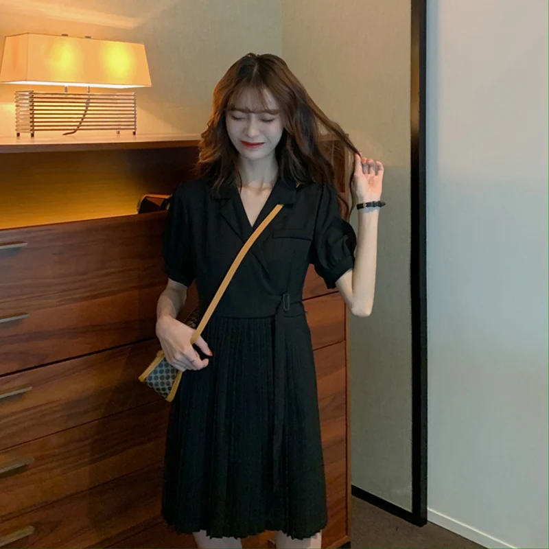 

Women 2021 Summer French Retro Dress Vestidos New Hepburn Style Slim Waist Design Dress Woman's Fashion Party Holiday Dresses