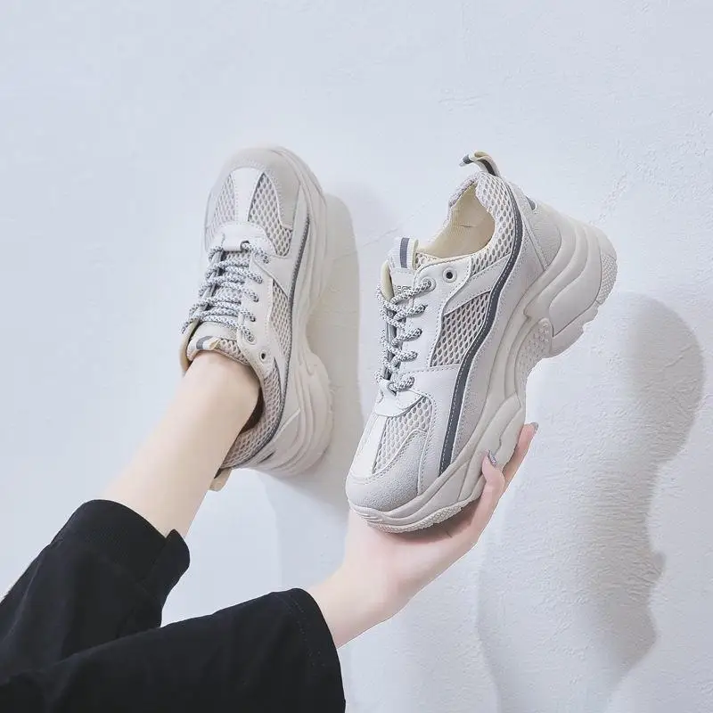 Новинка; женские дышащие кроссовки; женские кроссовки на танкетке; zapatos De Mujer; Повседневная обувь со светоотражающими элементами