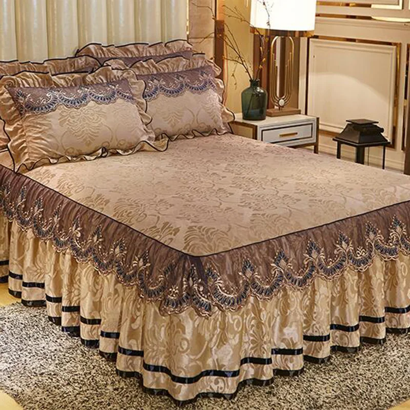 

European style skirted bed sheet 3pcs bedspreads velvet lace edging bed mattress cover warm quality bed cover free shipping