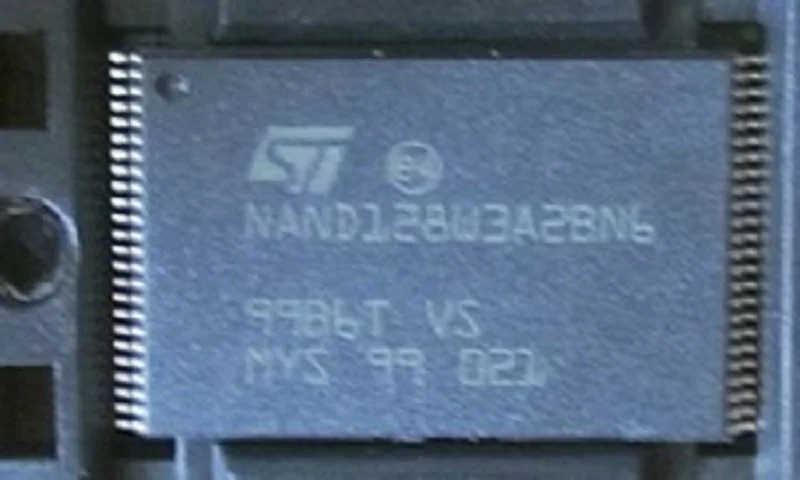 

HY27US08121A/HY27US08121A-TPCB64MNANDFLASH