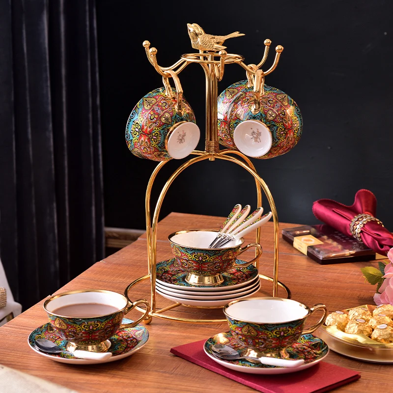 

Европейский чайный сервиз для послеобеденного чая, Цветочная чайная чашка, высококачественный Ретро сервиз из костяного фарфора, роскошны...