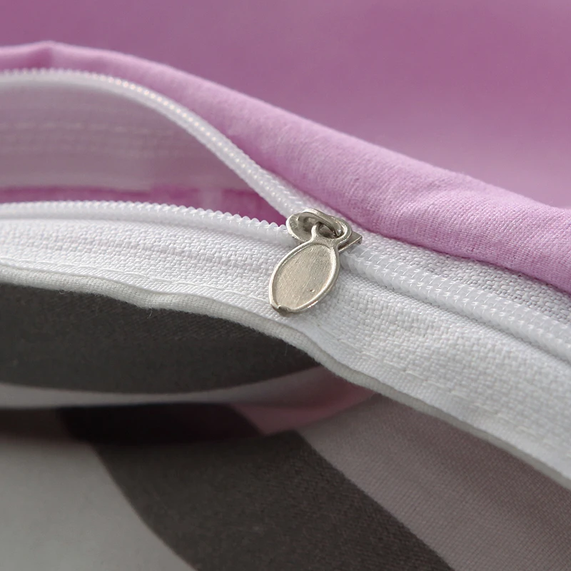 Комплект постельного белья с геометрическим рисунком односпальный в розовую и