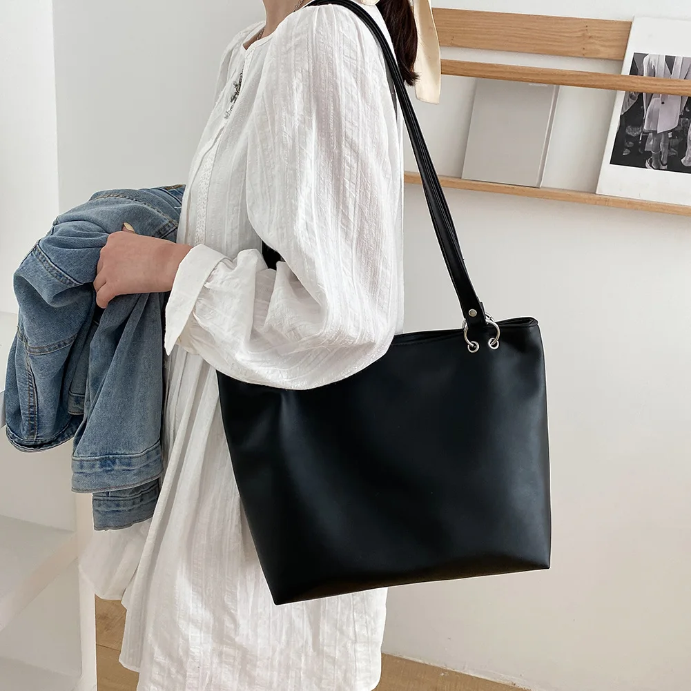 

Shoulder Underarm Bag Casual Women Large Capacity PU Pure Color Shopping Bags Solid Luxury Bucket Handbag Totes 2021 Fashion