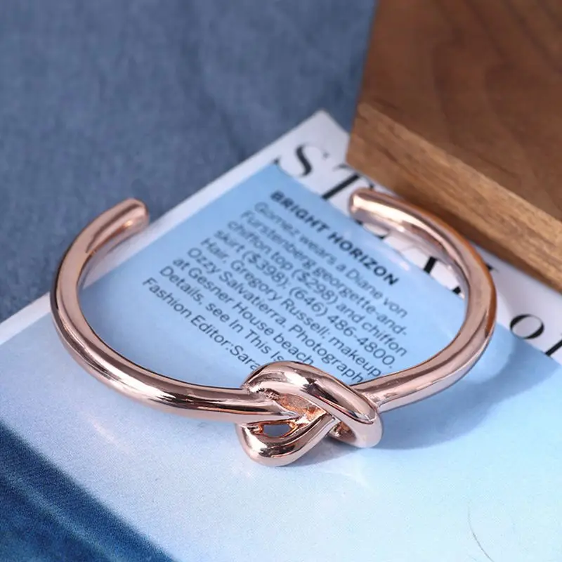 

Creative simple lucky sister love open bracelet