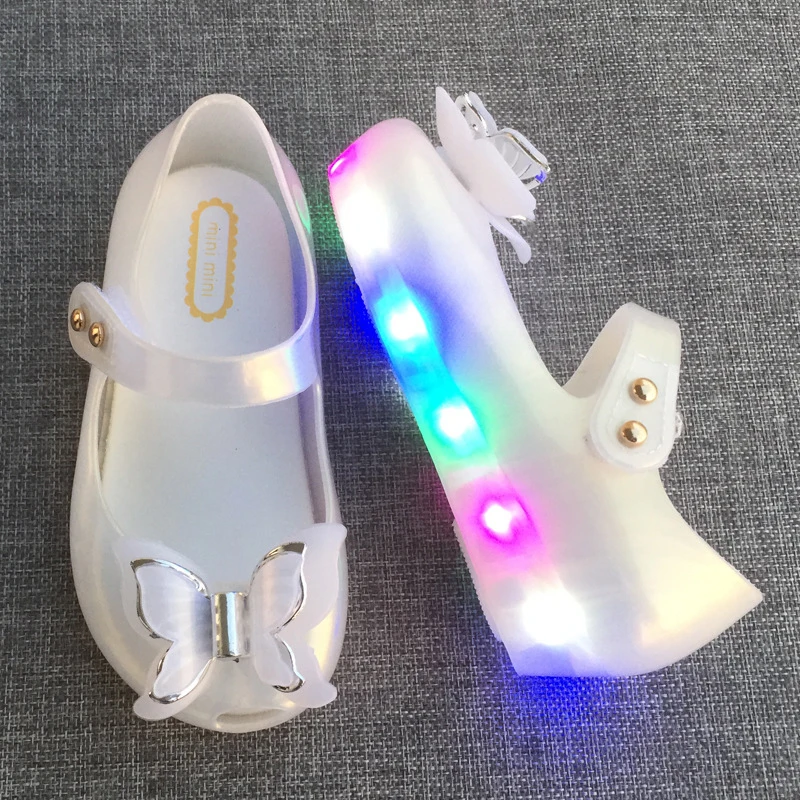 Новинка 2020 года Модные 4 цвета Светодиодная вспышка Детская обувь принцессы с