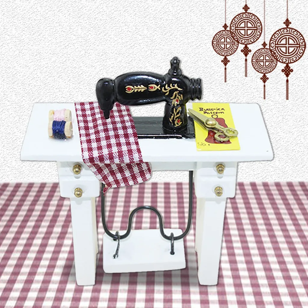 Mini Sewing Machine Dollhouse Decoration Chinese TraditionalFit for 1:12 dollhouse Baby toys Детские игрушки Juguetes para niños |