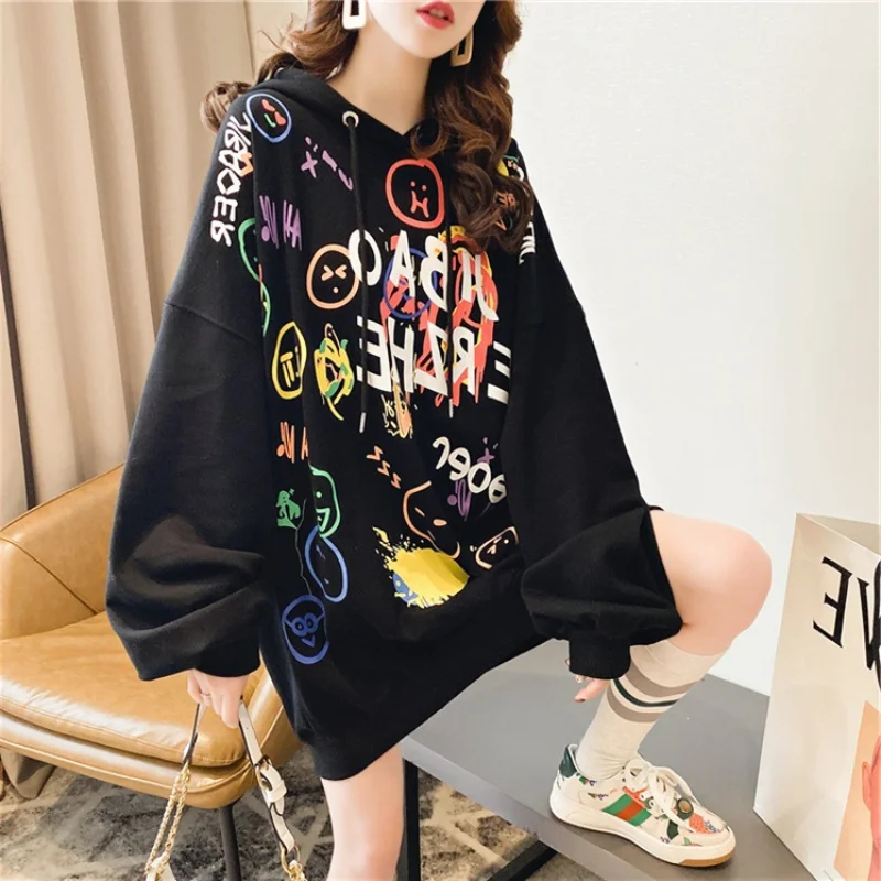 

Тонкая свободная одежда с мультяшным принтом в Корейском стиле на весну и осень, модное студенческое пальто с капюшоном для женщин