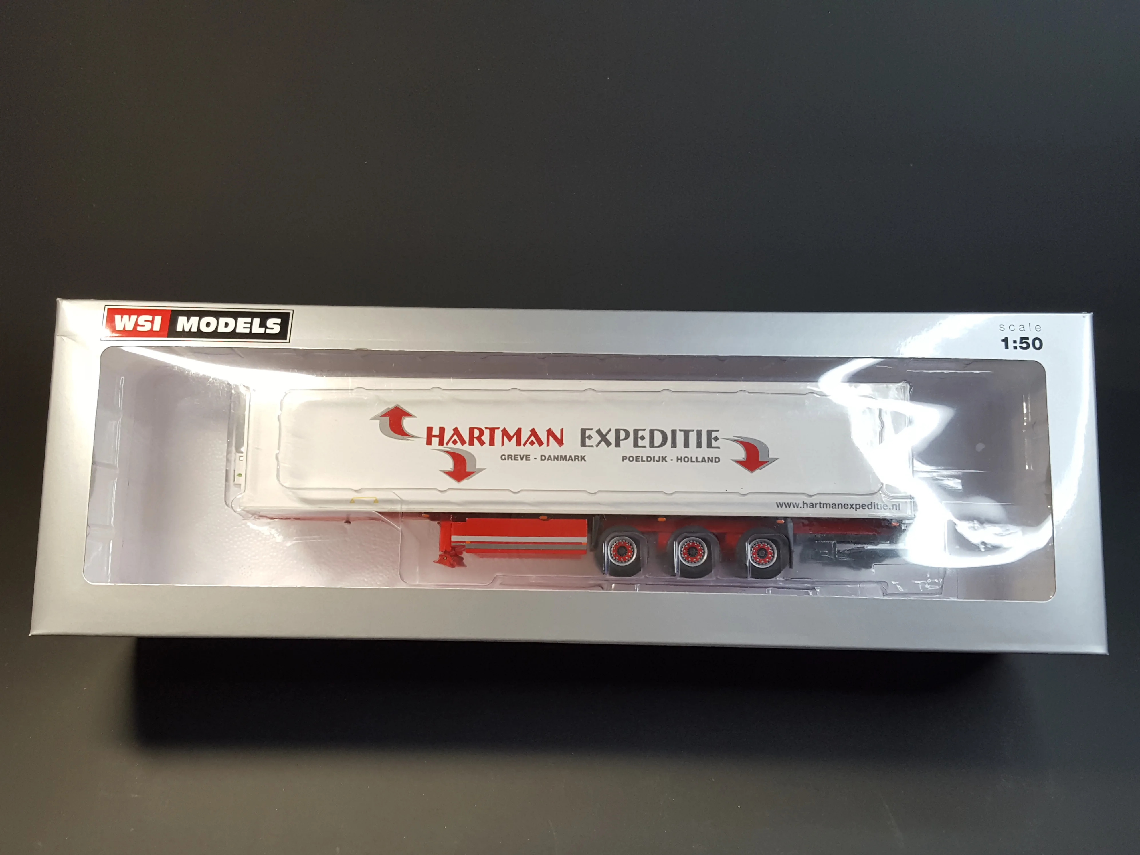 

WSI 1/50 Reefer Trailer - 3 Axle (Hartman Expeditie) 01-2068 Die Cast Model Car Collection Limited
