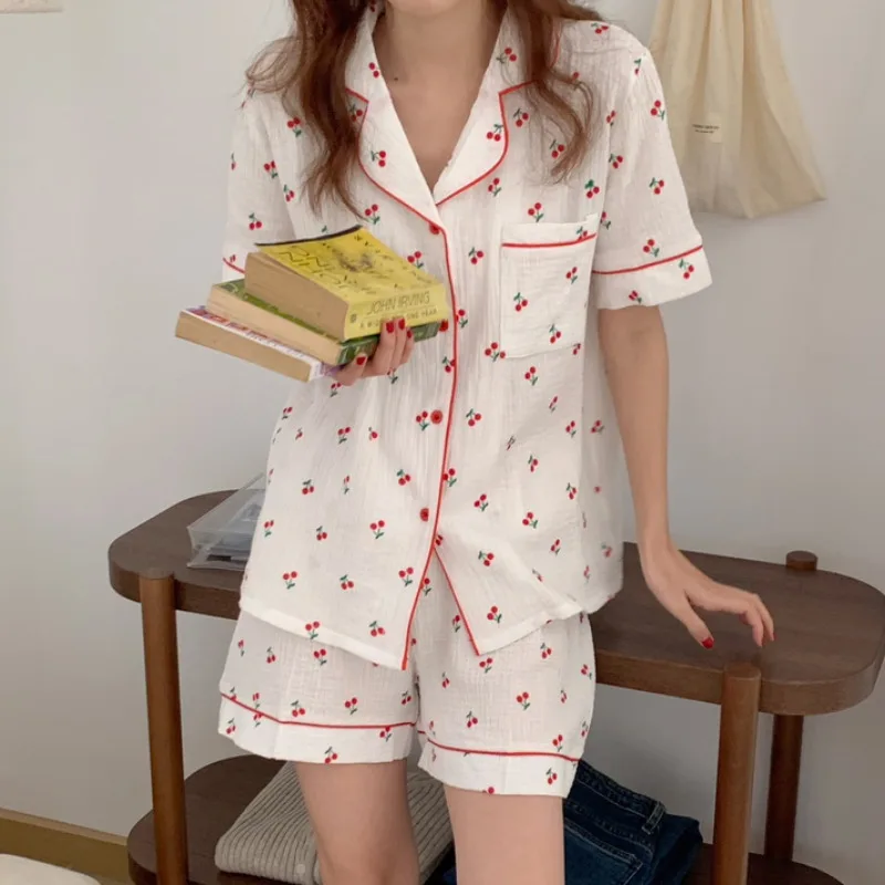 

Корейский Японский Ins цветение вишни Хлопковая пижама, костюм женская летняя симпатичная футболка с короткими рукавами и шорты, комплект до...