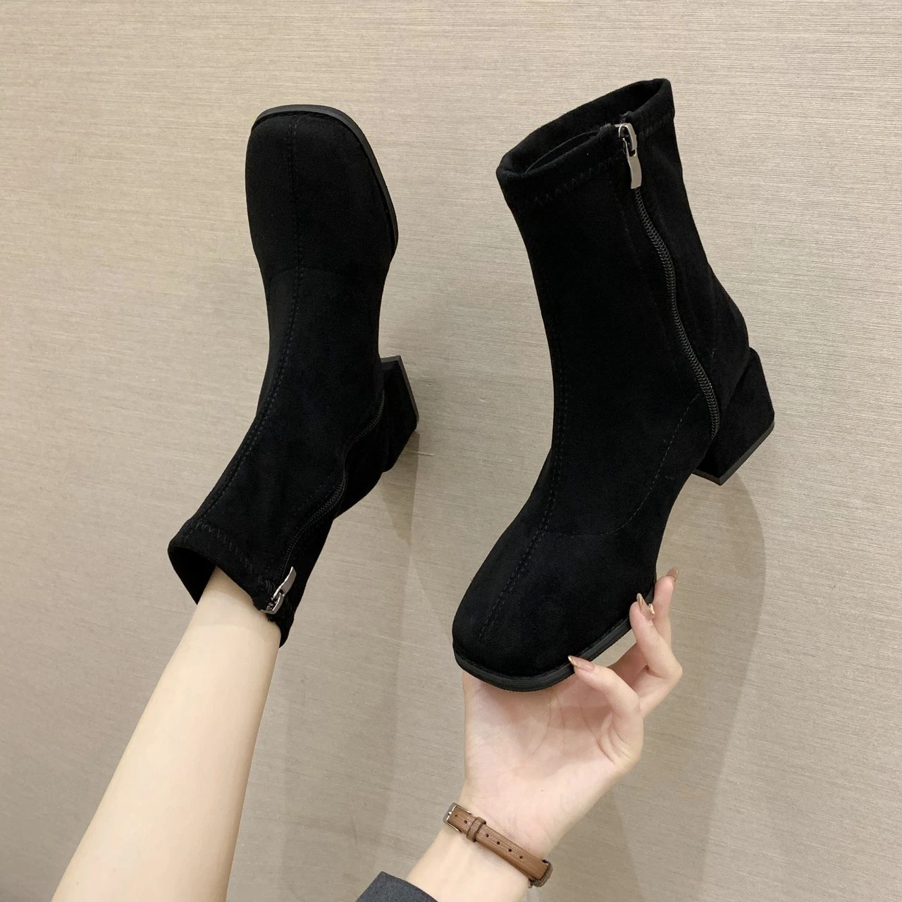

Thin Boots Women's High-heeled Pointed Mid-heeled Short Boots Autumn 2021 Spring Knitted Socks Boots Thick Heel Socks Boots