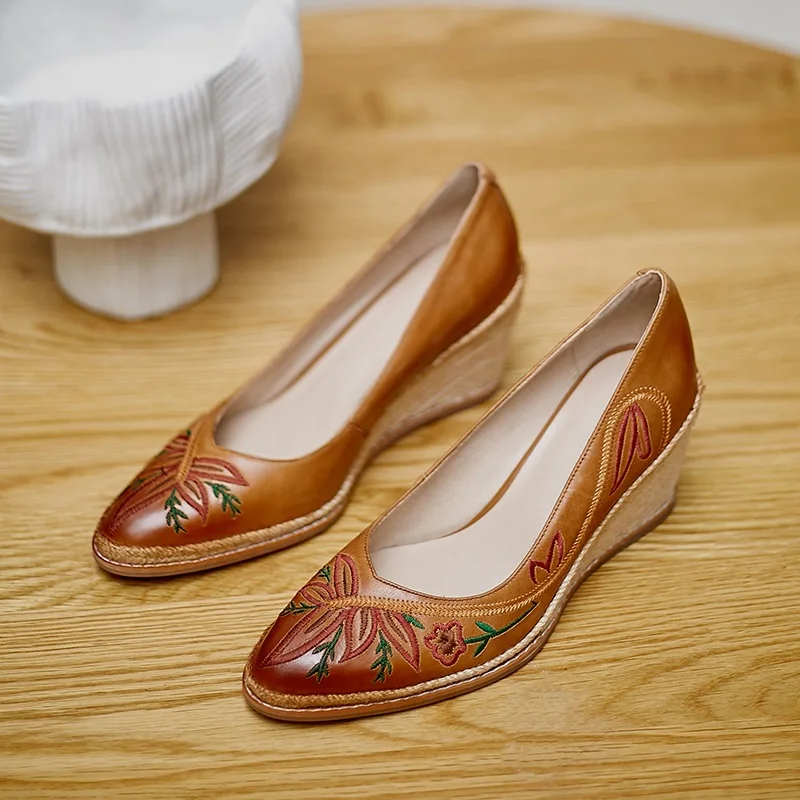 

2021 new spring autumn retro style embroidered cow leather platform wedges woman pumps high heel shoes women party dress shoes