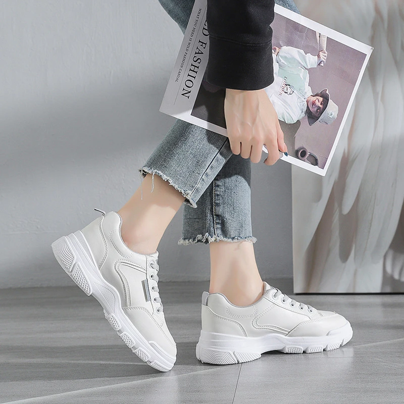 

Women Casual Shoes Warm Breathable Girl Flat Walking Shoes Non-slip Increase Height Slim Female Sneakers